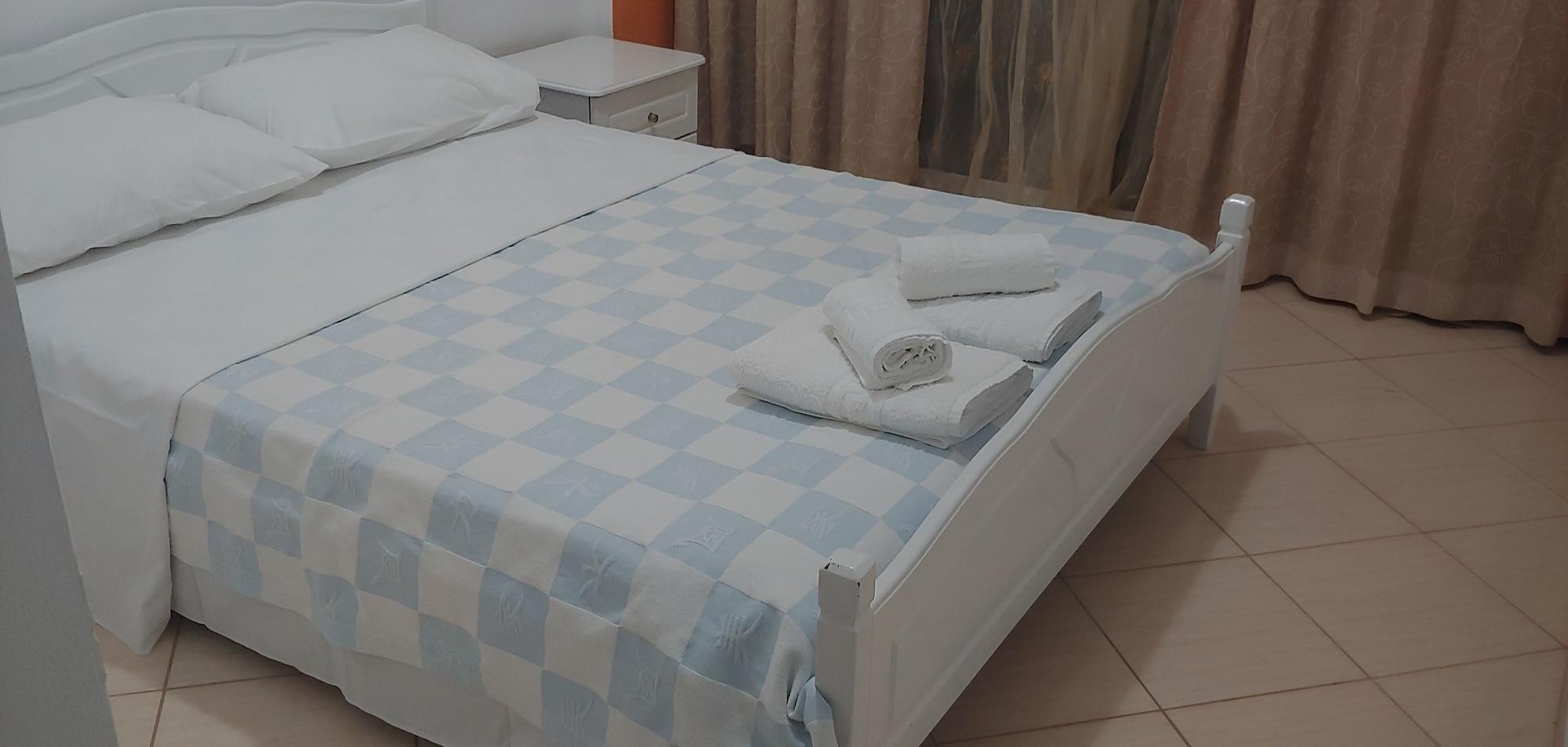 Hotell Damian Sarandë