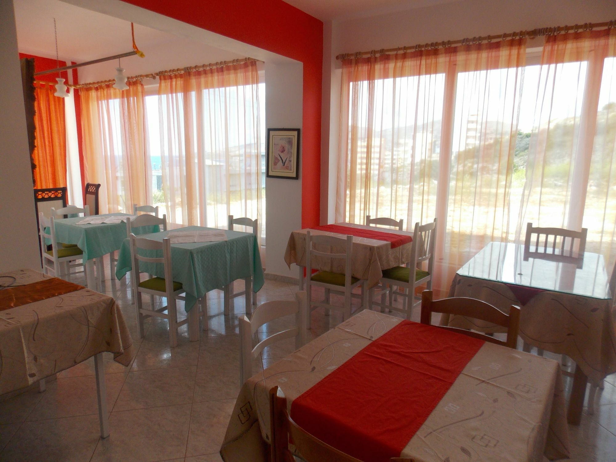 Damian Hotel 2*